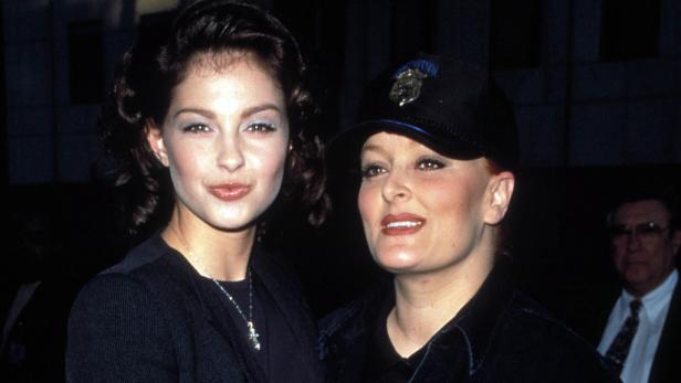 Miley Cyrus hat sich verlobt