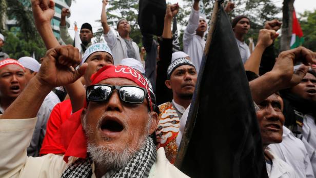 Gotteslästerung: Gouverneur von Jakarta muss in Haft
