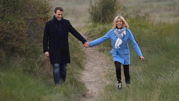 Macron äußert sich zu Altersdebatte über Ehefrau
