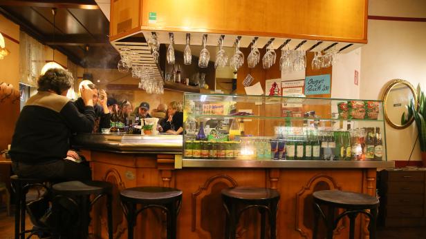 Wiener Institution Café Industrie sperrt zu