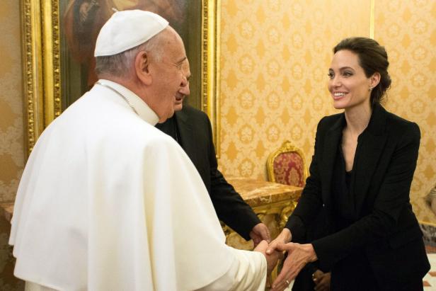 Papst: Warum kamen Melania und Ivanka mit Schleier?