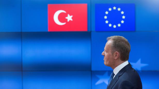 Heikles Treffen Erdogans mit Tusk und Juncker