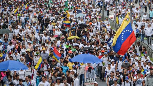 Venezuela: Oppositionsführer Capriles bei Protesten verletzt