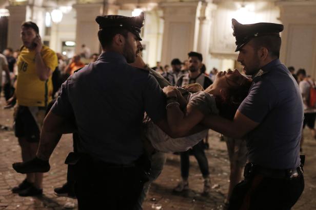 Panik beim Public Viewing in Turin: 1500 Verletzte