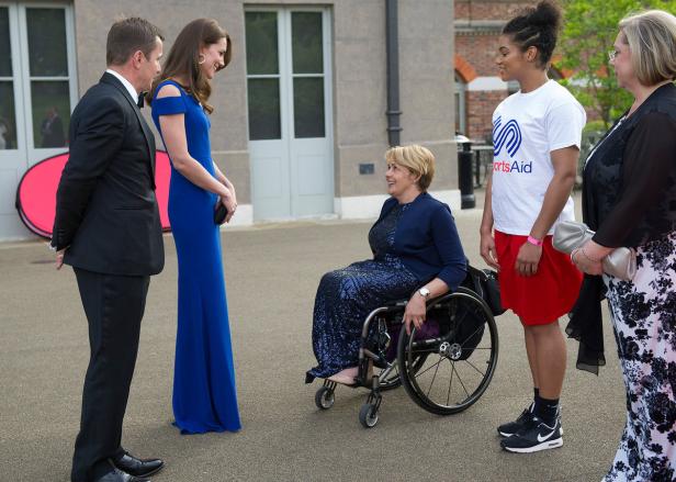 Kate Middleton: 2500 Euro-Kleid und Diamanten