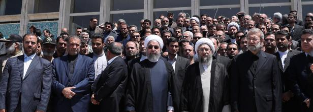 Irans Ayatollah greift USA und Saudi-Arabien an