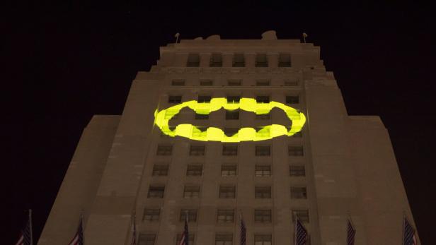 Los Angeles ehrt "Batman" Adam West: Die Fotos