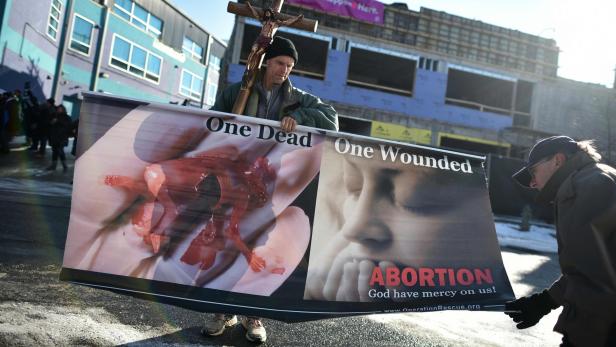 "Mörder!": New York klagt Abtreibungsgegner