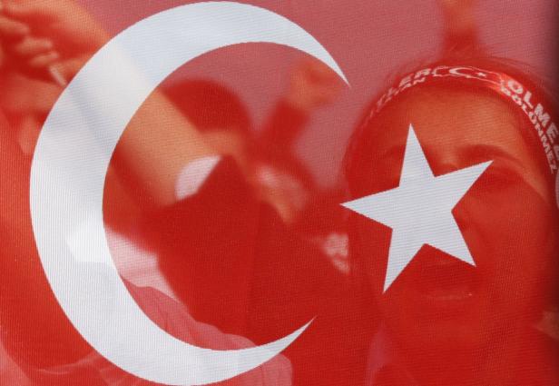 Türkei griff Stellungen der PKK an