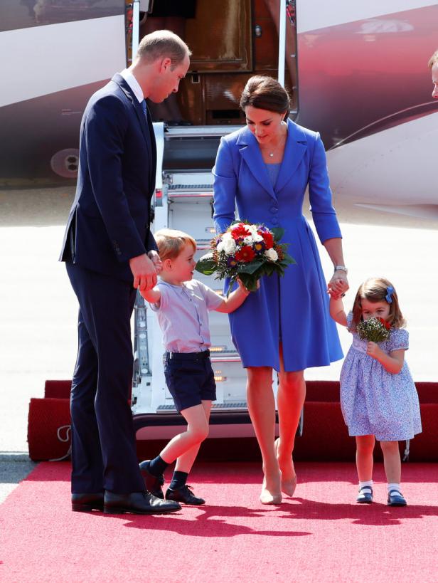 Laaaangweilig: Royals landen in Deutschland