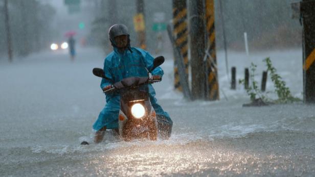 Taifun "Nesat" wütet in China und Taiwan