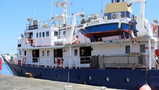 Identitären-Schiff verfolgte Seenotretter von "Aquarius"