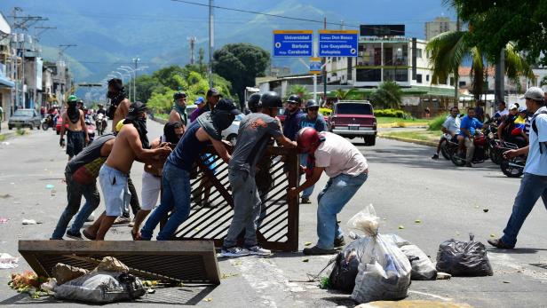 Venezuela: Militärs riefen zu Putsch gegen Maduro auf