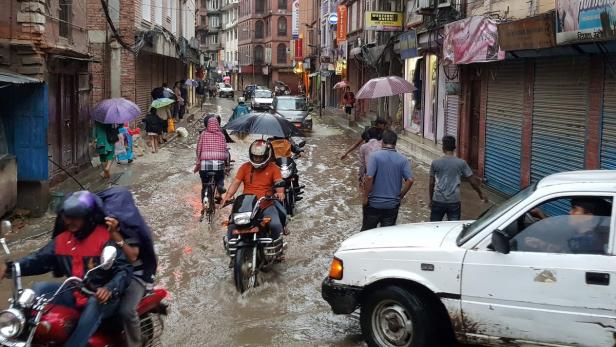 Dutzende Tote nach Monsunregen in Nepal