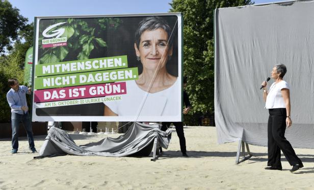 Grüne plakatieren: "Sei ein Mann: Wähl eine Frau"