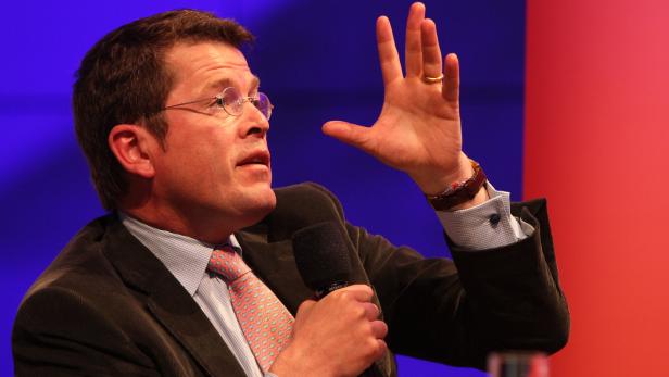 Guttenberg: Comeback auf Politbühne mit markigen Sprüchen