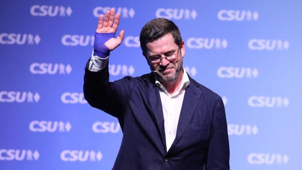 Guttenberg: Comeback auf Politbühne mit markigen Sprüchen