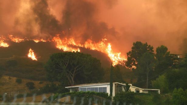 Buschfeuer bei Los Angeles eingedämmt