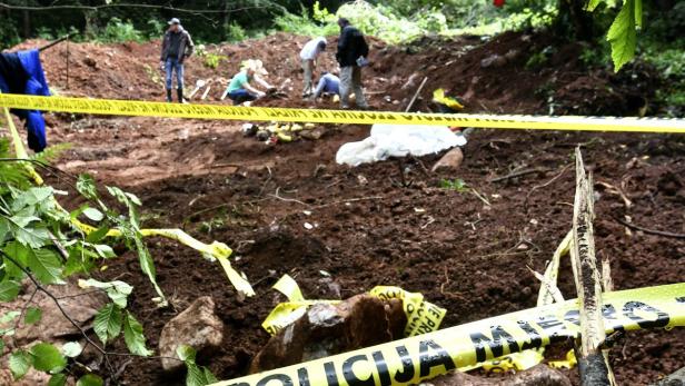 Massergräber in Bosnien entdeckt: Exhumierungen