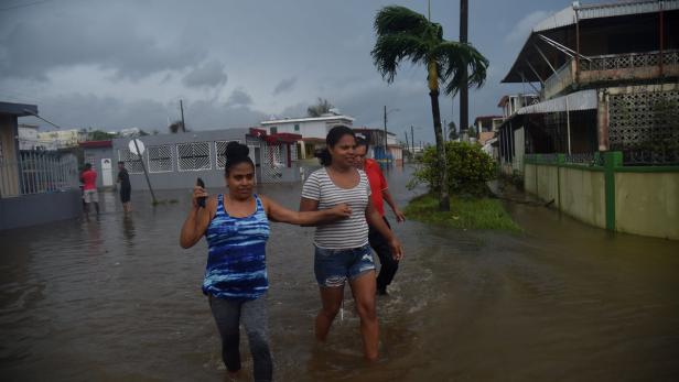 "Maria" zerstört Puerto Rico: Sturzfluten drohen