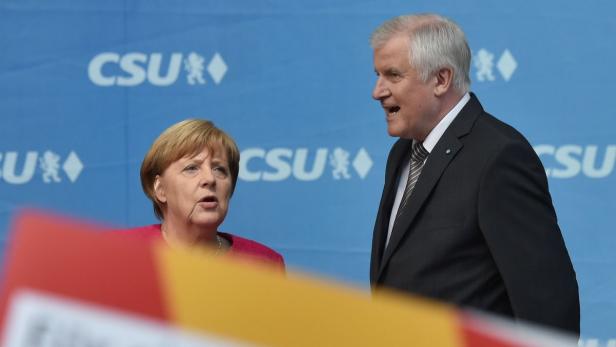 "Hau-Ab"-Rufe und Pfiffe für Merkel in München