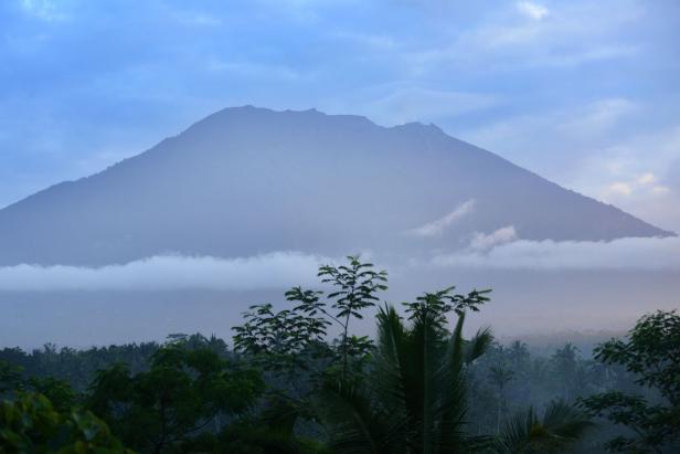 Vulkan auf Bali: 50.000 Menschen auf der Flucht