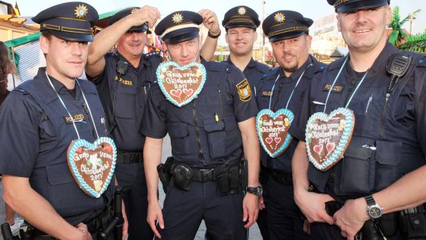 Die Polizei ist am Oktoberfest "mit einem Augenzwinkern" im Einsatz