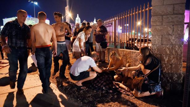 Augenzeugen in Las Vegas: "Menschen begannen, wie Fliegen zu fallen"