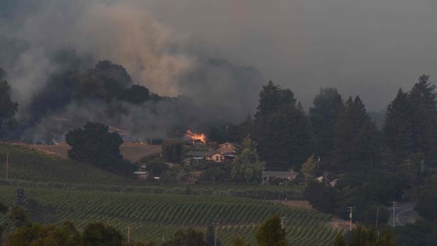 Feuer-Inferno: 23 Tote bei Bränden in Kalifornien