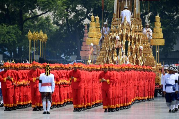Ein Jahr nach Tod: Abschied von Thailands König Bhumibol
