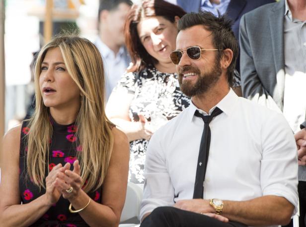 Bullock: Hochzeits-Tipps von Jennifer Aniston