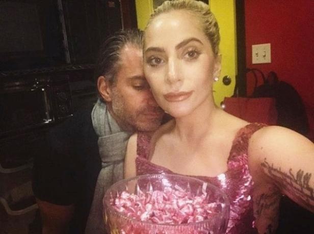 Lady Gaga: Heimlich mit Manager verlobt?