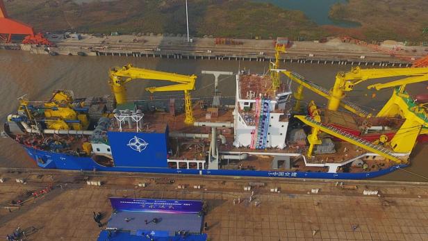 China: Mega-Baggerschiff für Bau künstlicher Inseln