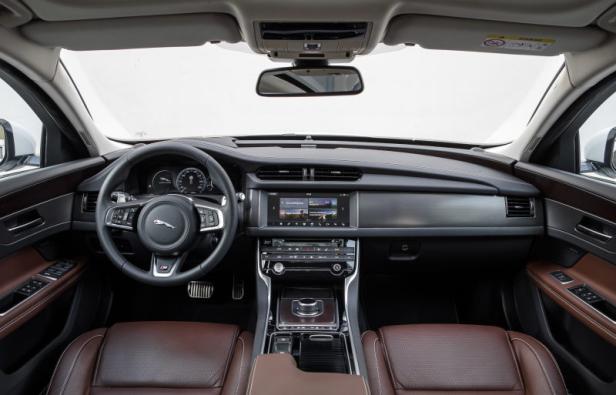 Jaguar XF Sportbrake: Transportieren mit Stil