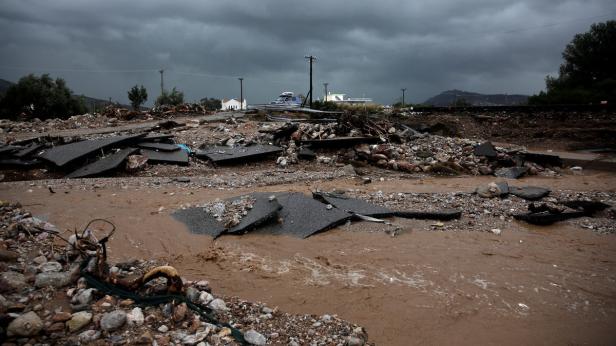 Griechenland: 15 Tote bei Überflutungen