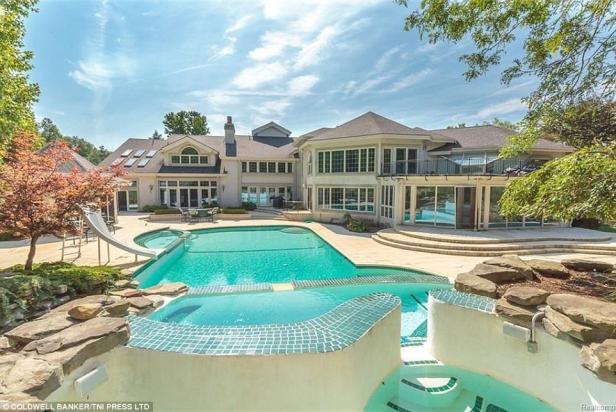 Villa verkauft: So geschmacklos wohnte Eminem