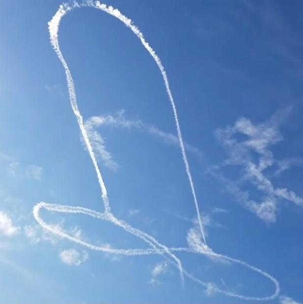 US-Kampfpilot zeichnete Pimmel in den Himmel
