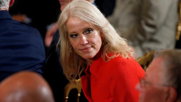 Conway will Anerkennung für Belästigungs-Debatte