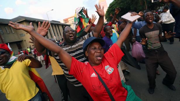 Simbabwe: Robert Mugabe ist zurückgetreten