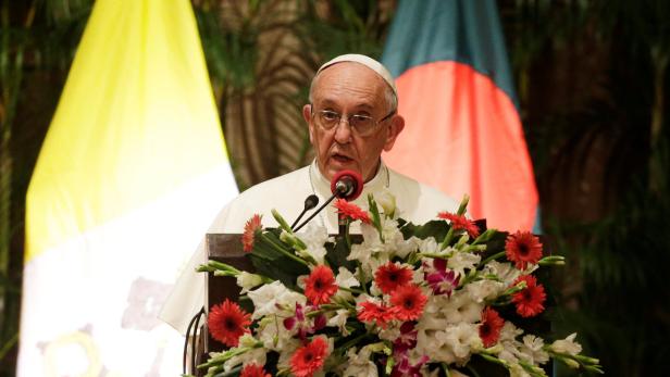 Papst setzt Asienreise in Bangladesch fort