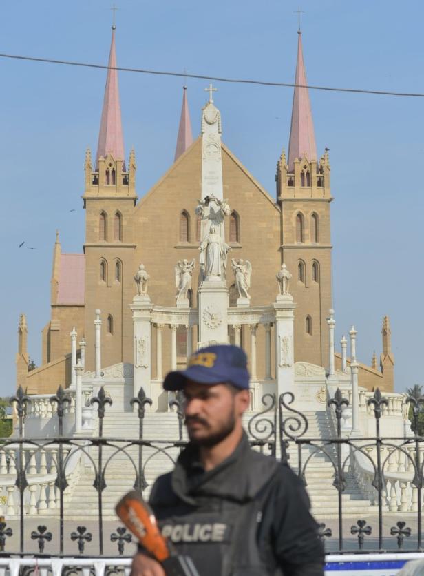 Pakistan: Tote bei Anschlag auf Kirche
