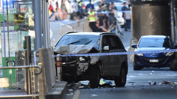 Australien: Autofahrer raste absichtlich in Passanten