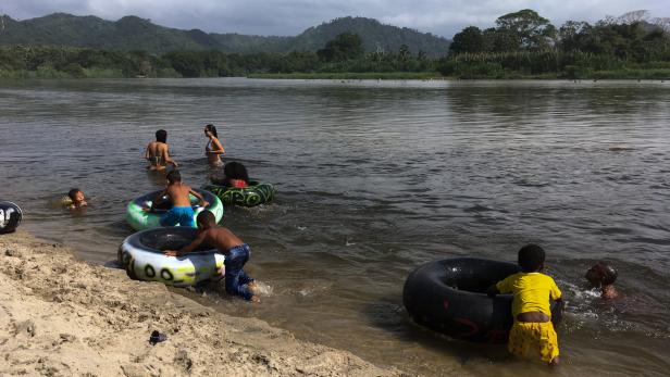 Auf Entdeckungsreise zu einem Surf-Pionier in Kolumbien