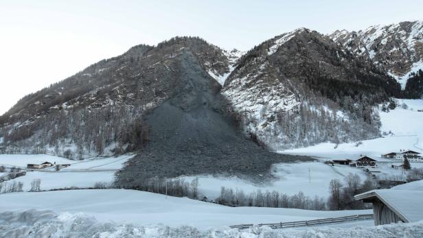 Felssturz in Vals: Lage bleibt angespannt