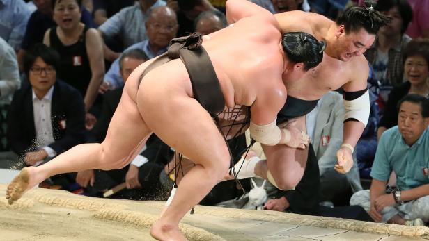 Der tiefe Fall der Sumo-Ringer