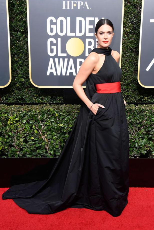 Golden-Globes-Mode: Alle in Schwarz - außer eine