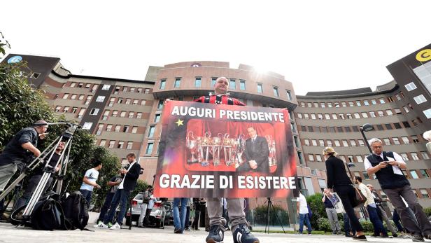 Problemlos: Berlusconi hat neue Herzklappe