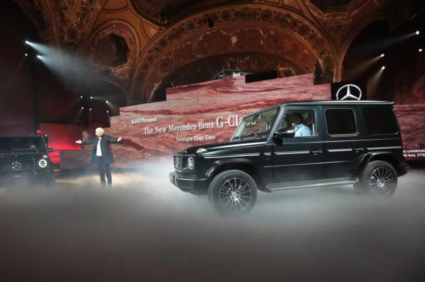 Weltpremiere mit Arnie: Mercedes G-Klasse-Show in Detroit