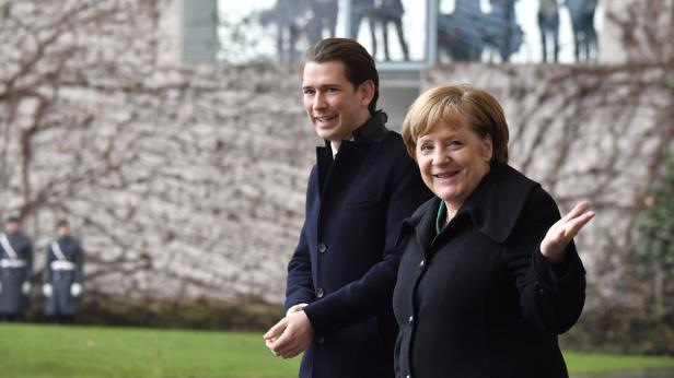 Die Bilder von Kurz' Besuch bei Merkel