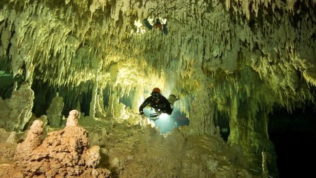 Längste Unterwasserhöhle der Welt in Mexiko
